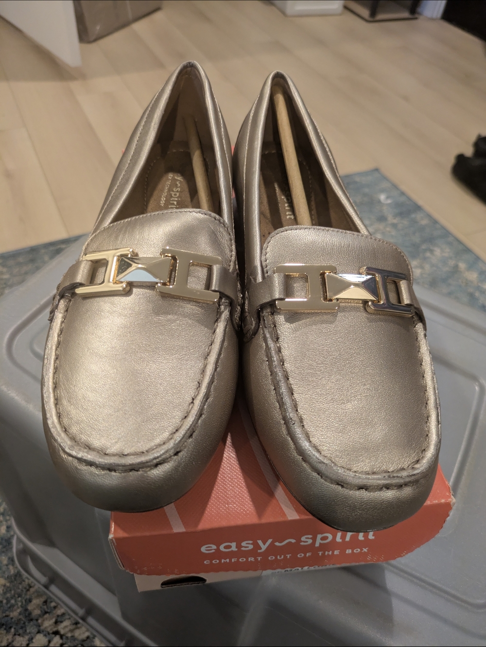 New in box! Easy Spirit Women's Metallic Gold Loafers, size 7.5 wide